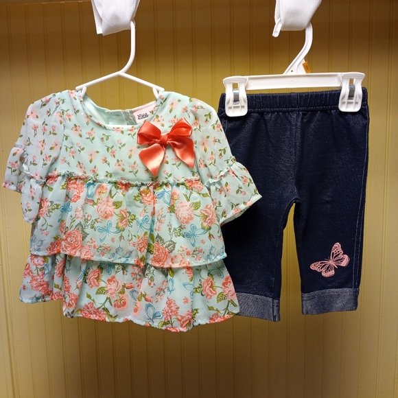 Baby Girl Little Lass
2-piece Shirt & Capri Set